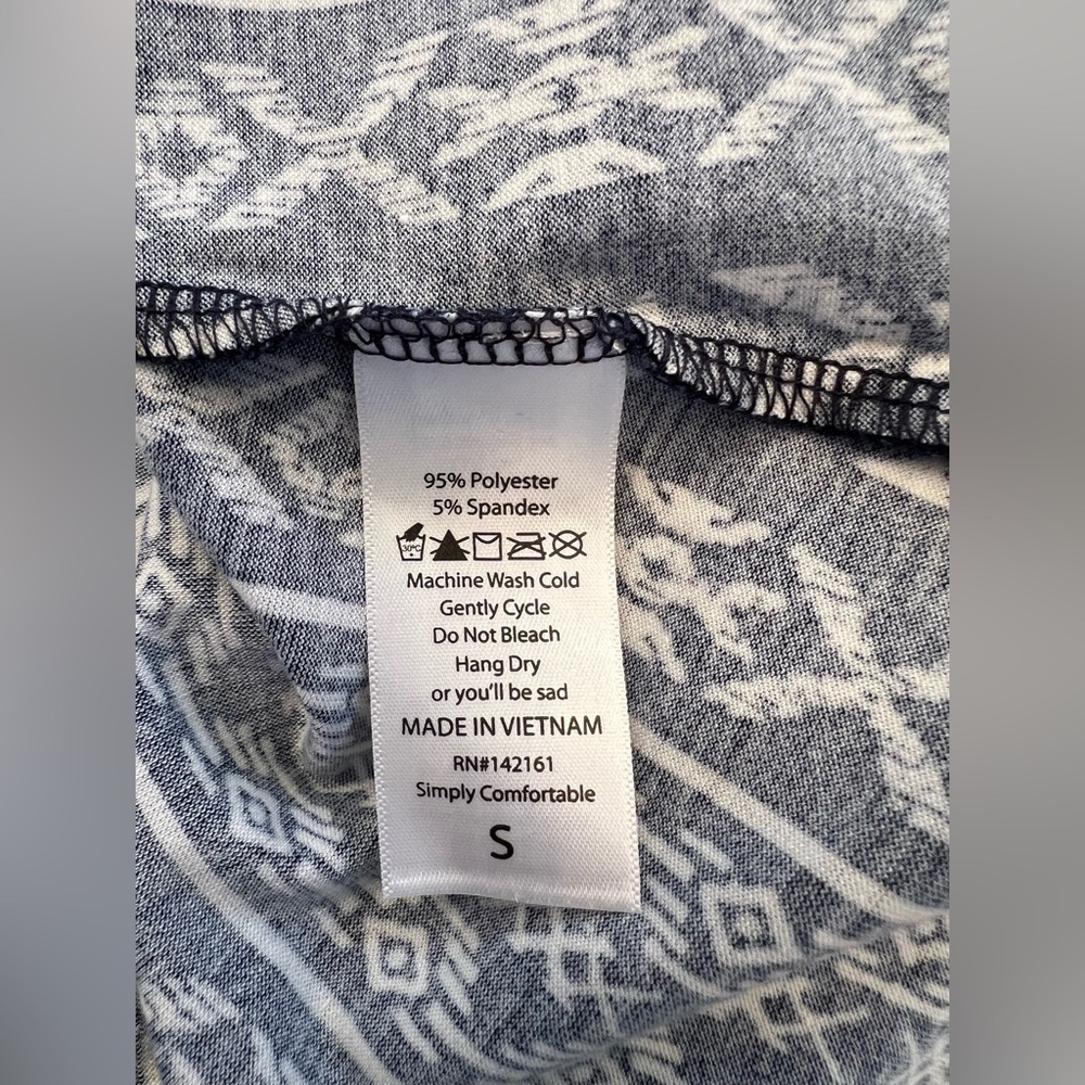 NWT LuLaRoe Christy T Dark Blue and White Size Small - Picture 5 of 6
